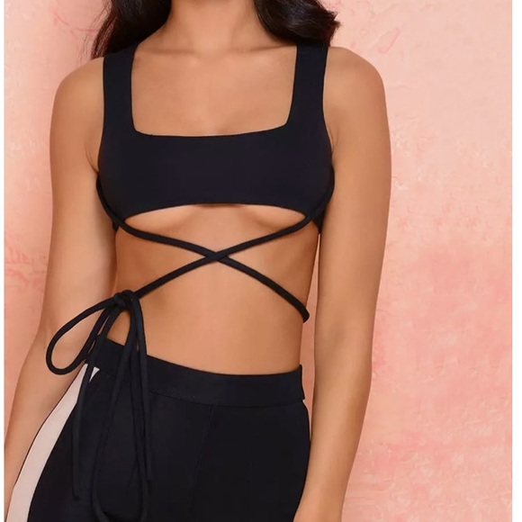 black underboob dress